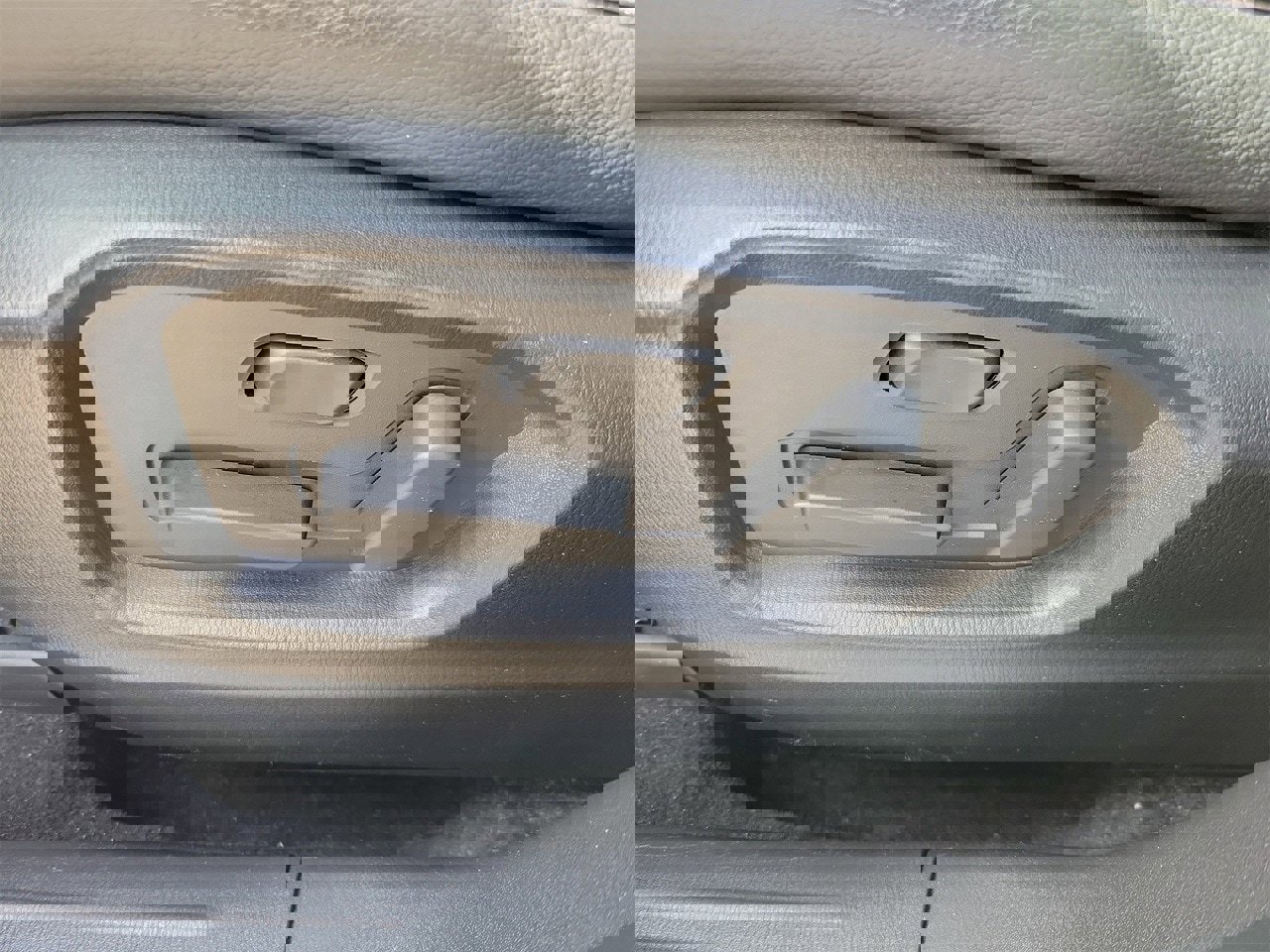 Used 2025 MAZDA CX-5 AWD 2.5 S w/ Preferred Package image 18