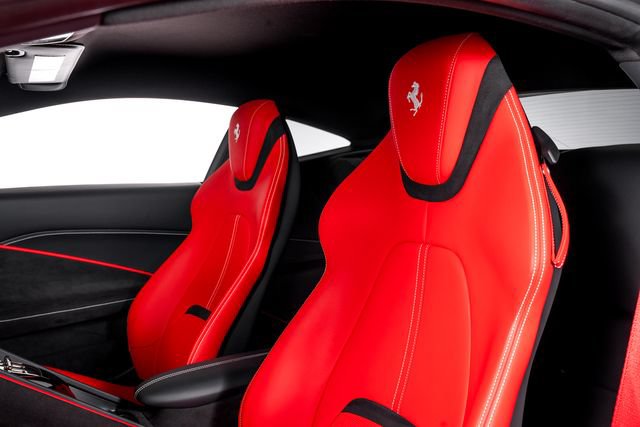 Used 2024 Ferrari Roma RWD image 22