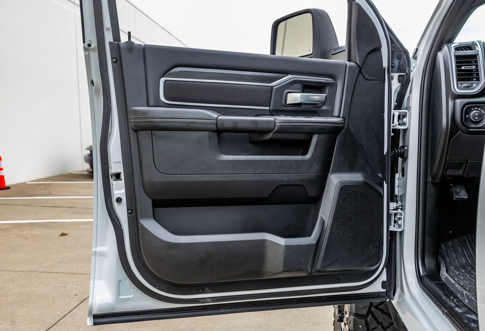 Used 2026 RAM 3500 Lone Star AWD/4WD image 37