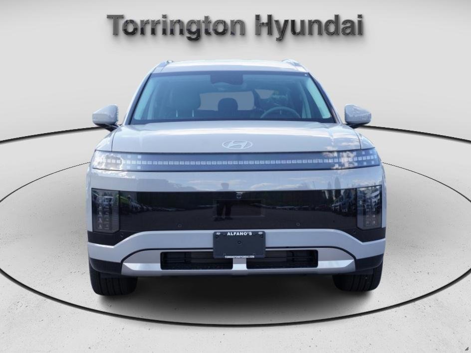 New 2026 Hyundai Ioniq 9 SEL image 2