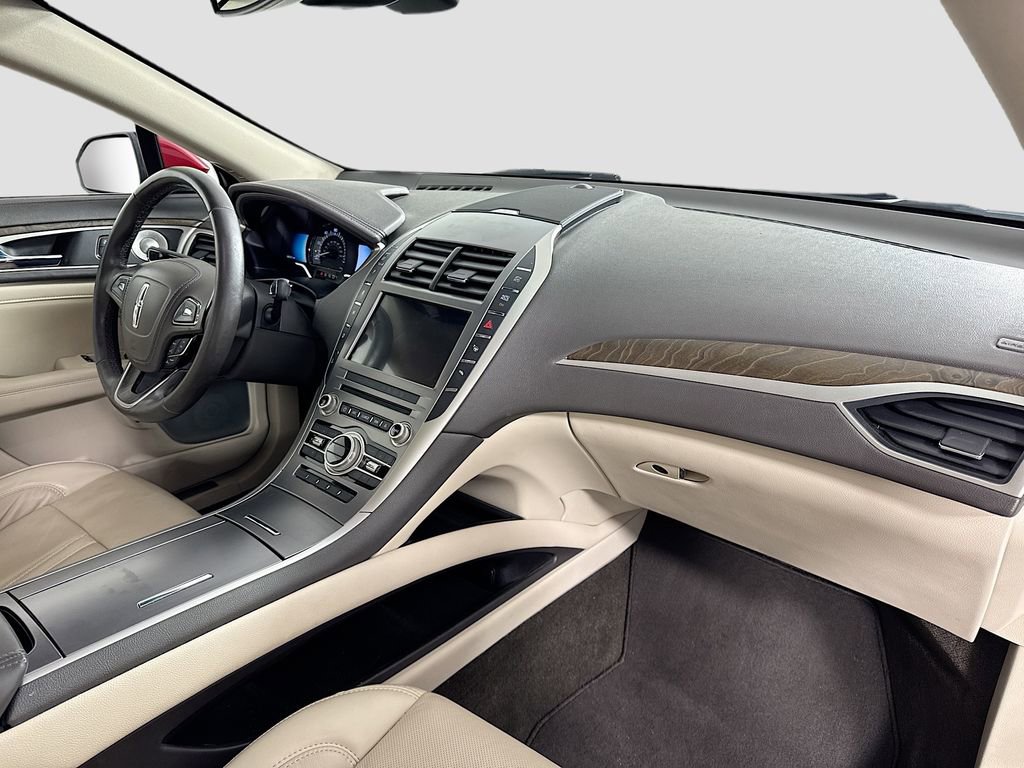 Used 2019 Lincoln MKZ Reserve w/ Luxury Package image 32