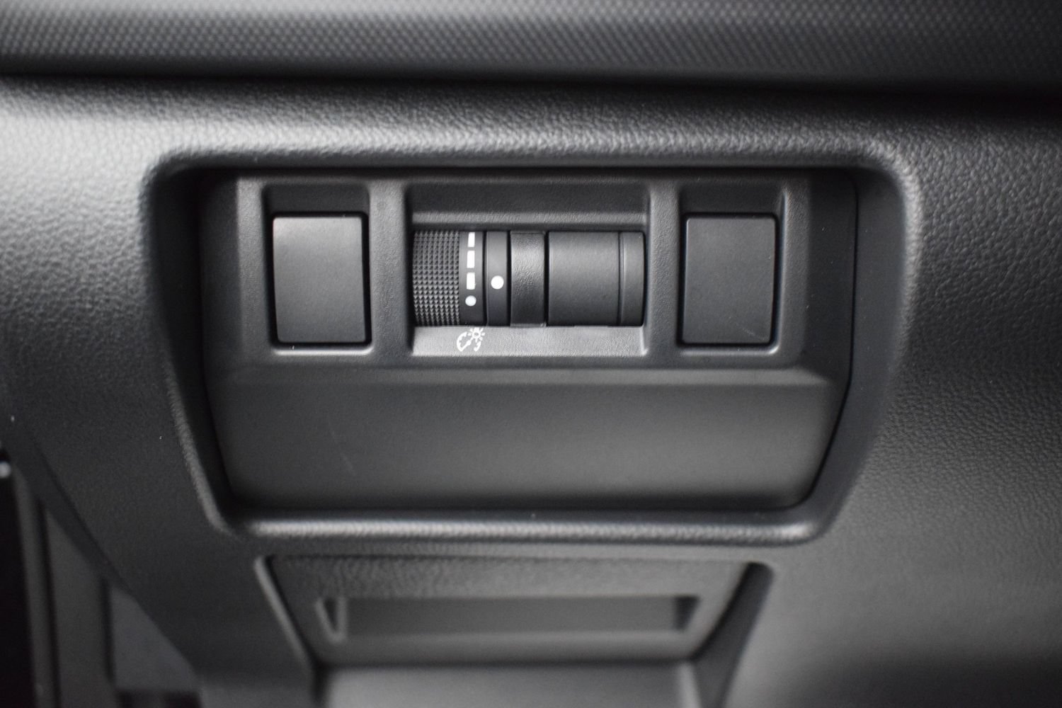 Used 2025 Subaru Forester Premium AWD/4WD image 16