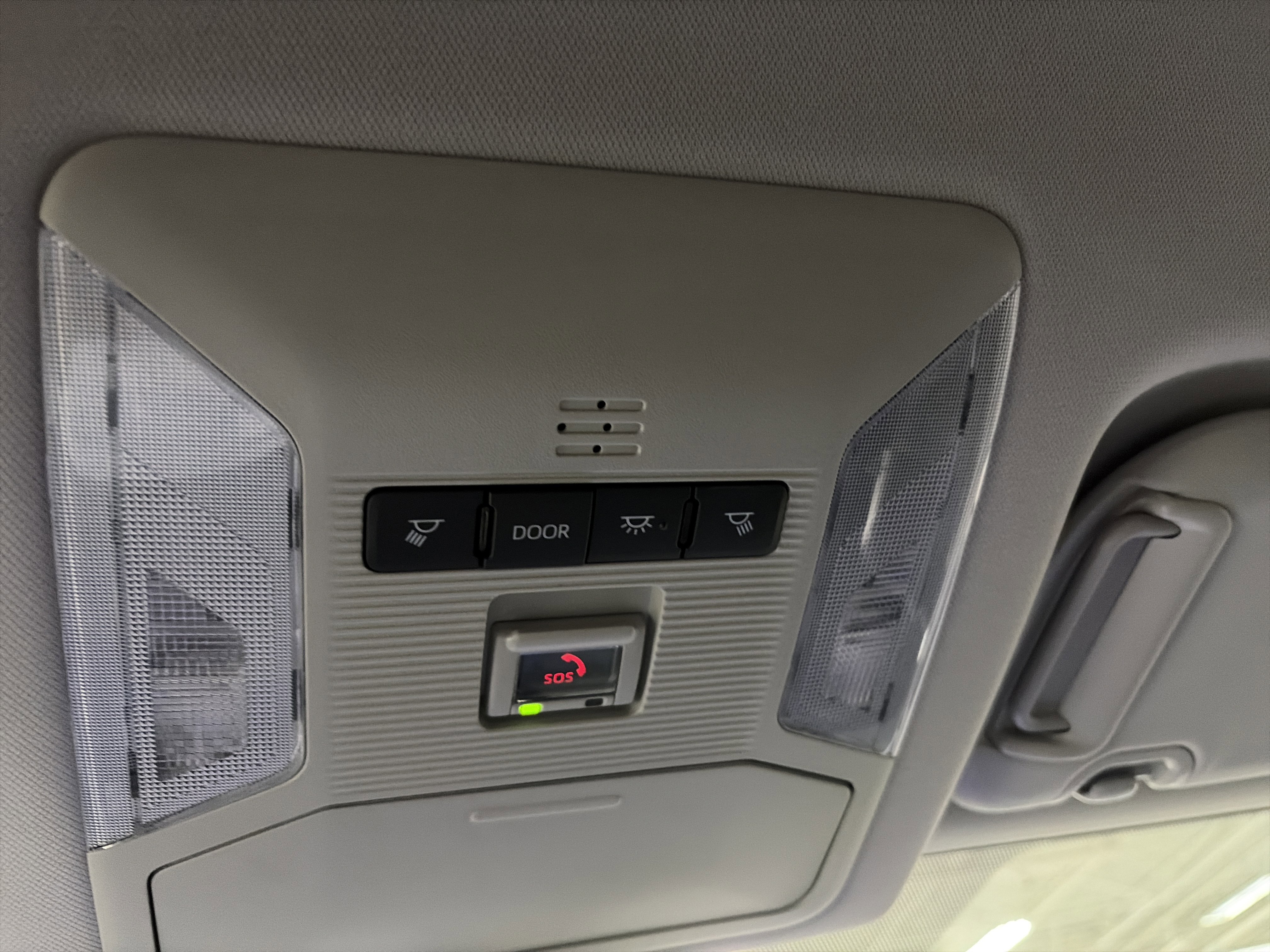 Used 2025 Toyota RAV4 XLE image 20