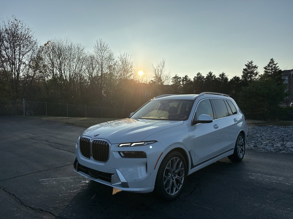 Certified 2023 BMW X7 xDrive40i w/ Premium Package