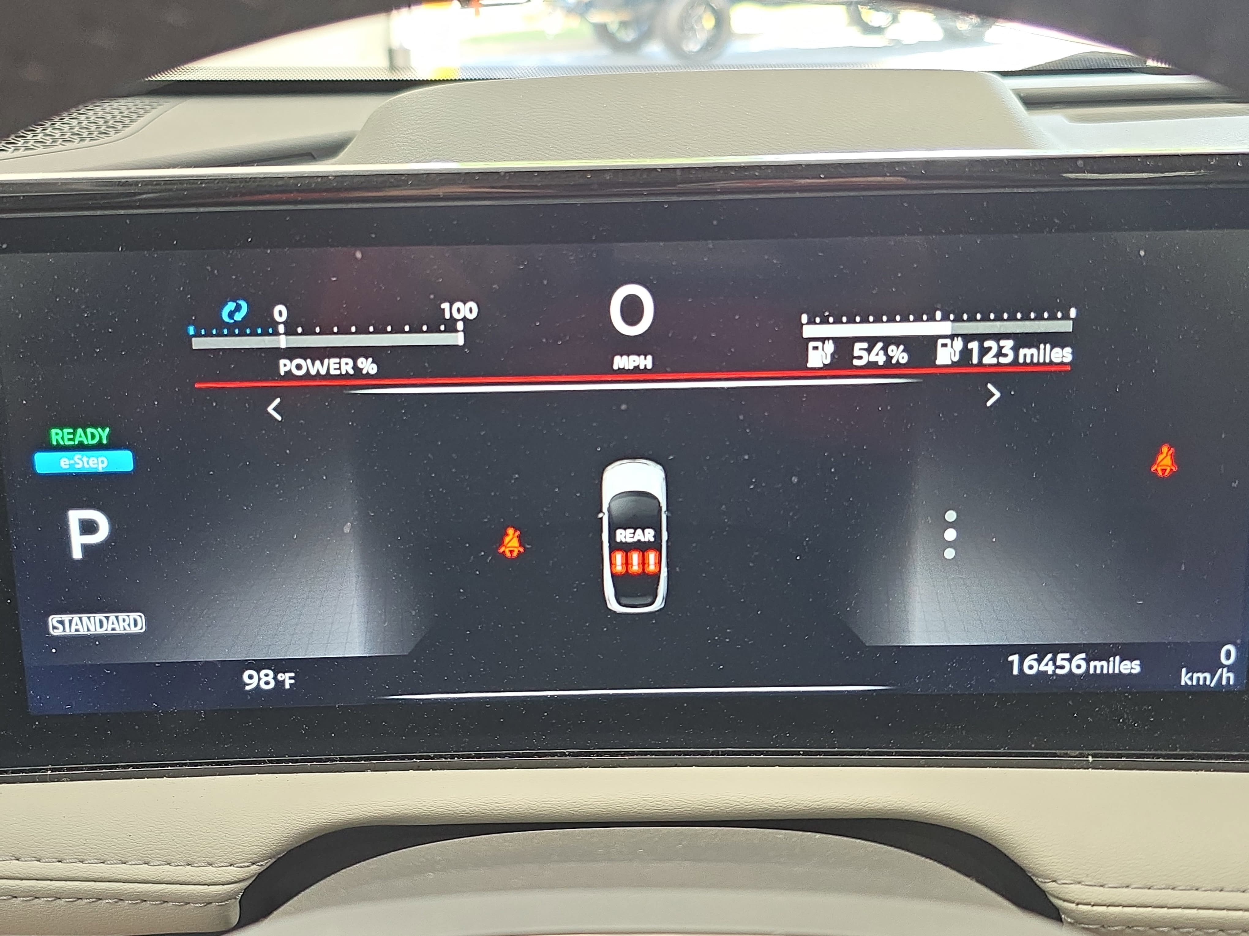 Certified 2024 Nissan Ariya FWD image 19