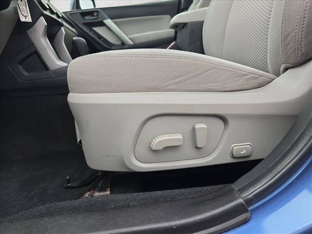 Used 2015 Subaru Forester 2.5i Premium w/ All-Weather Package AWD/4WD image 27