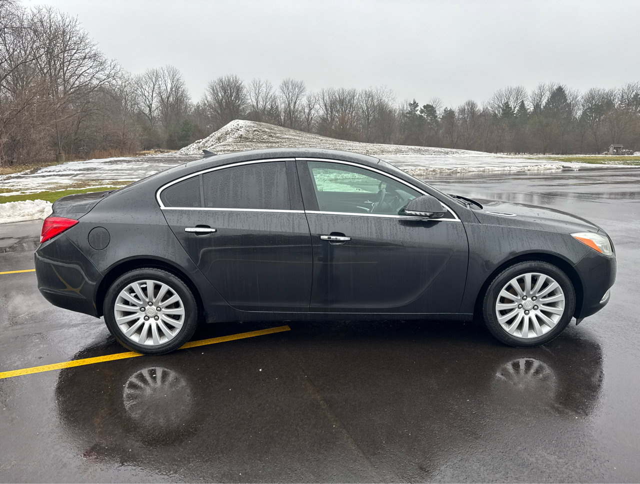 Used 2012 Buick Regal Premium image 4