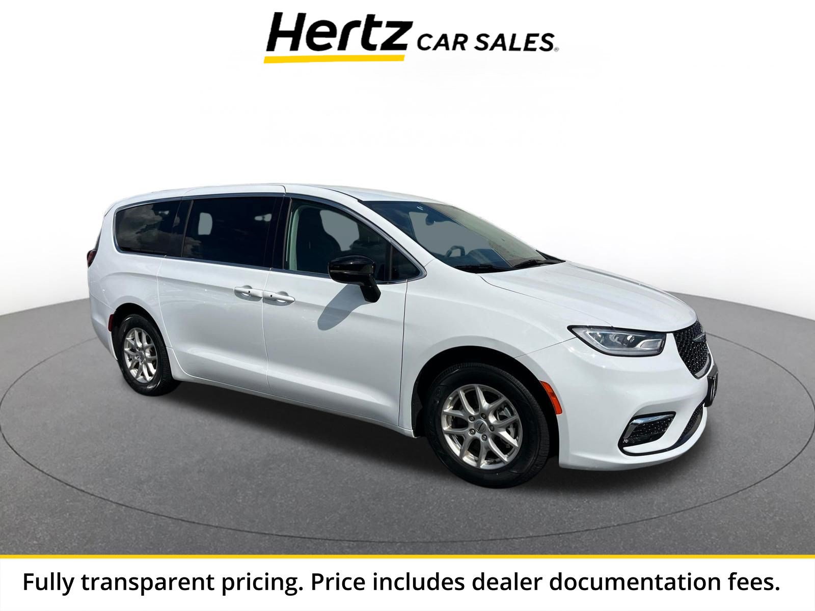 Used 2024 Chrysler Pacifica Touring-L FWD image 1