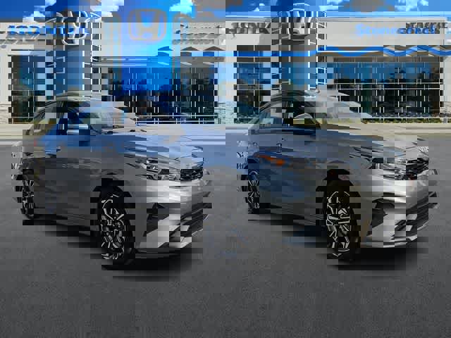 Used 2023 Kia Forte LXS
