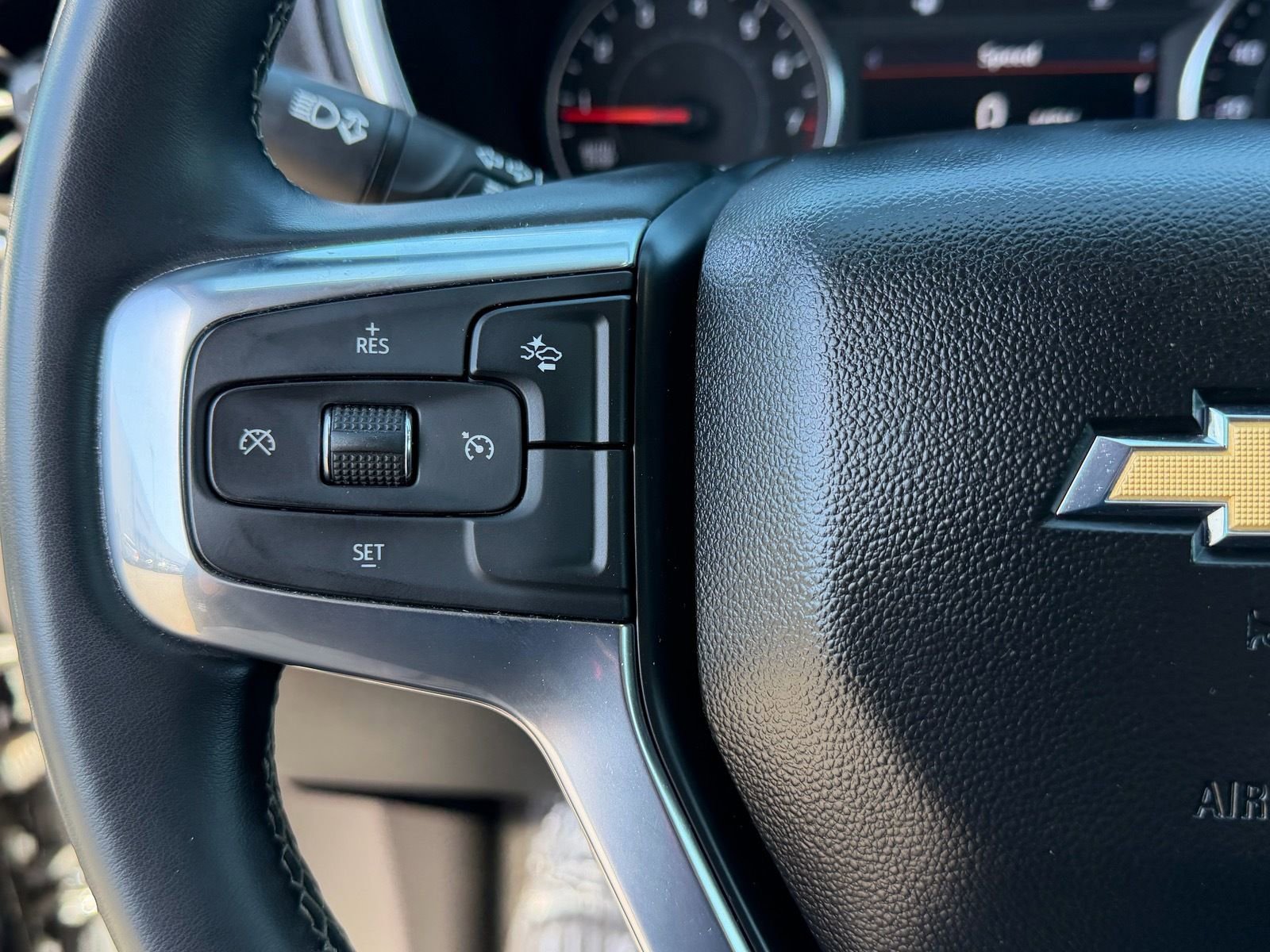 Used 2024 Chevrolet Blazer LT FWD image 35