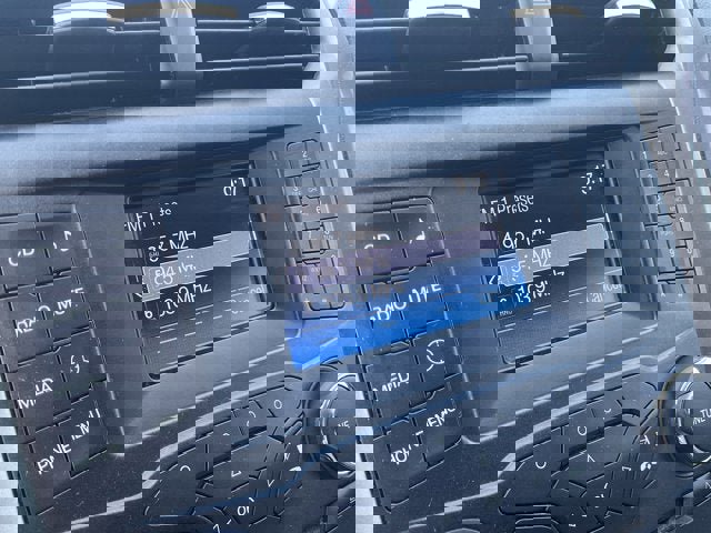 Used 2017 Ford Fusion S FWD image 8