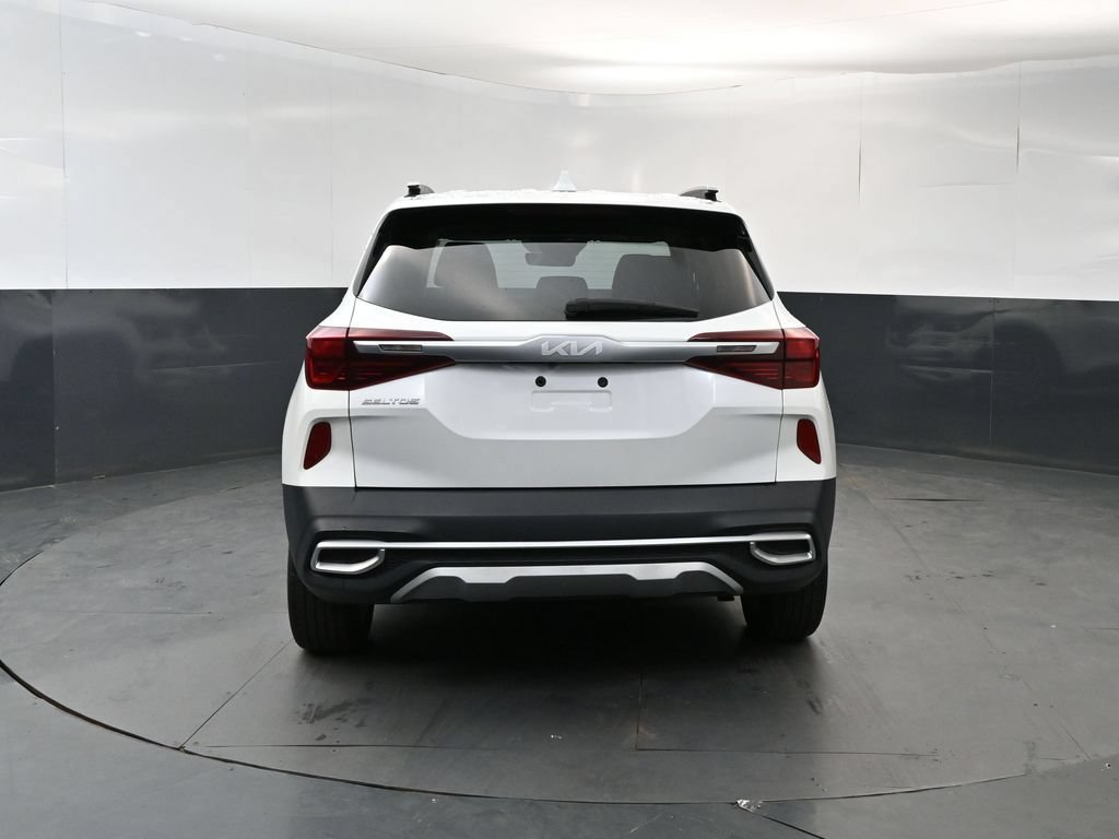 Certified 2023 Kia Seltos S w/ Navigation Package AWD/4WD image 4