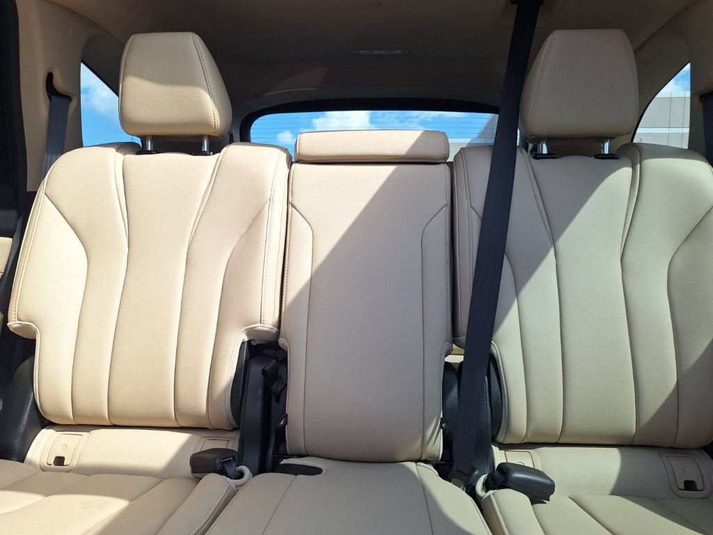 Used 2024 Acura MDX SH-AWD image 25