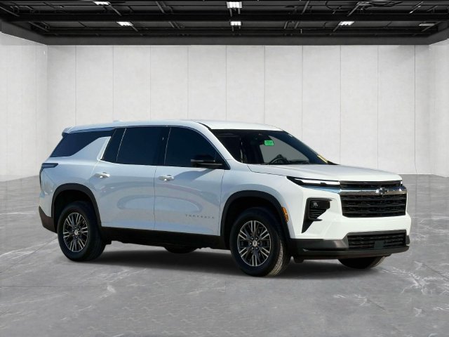 Used 2024 Chevrolet Traverse LS AWD/4WD image 7