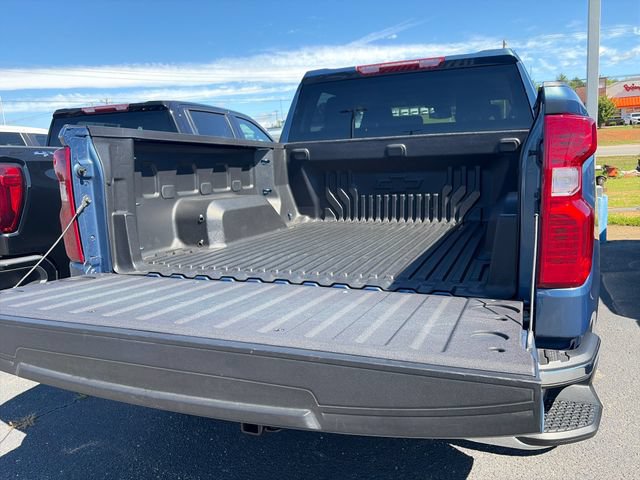 Used 2024 Chevrolet Silverado 1500 LT AWD/4WD image 29