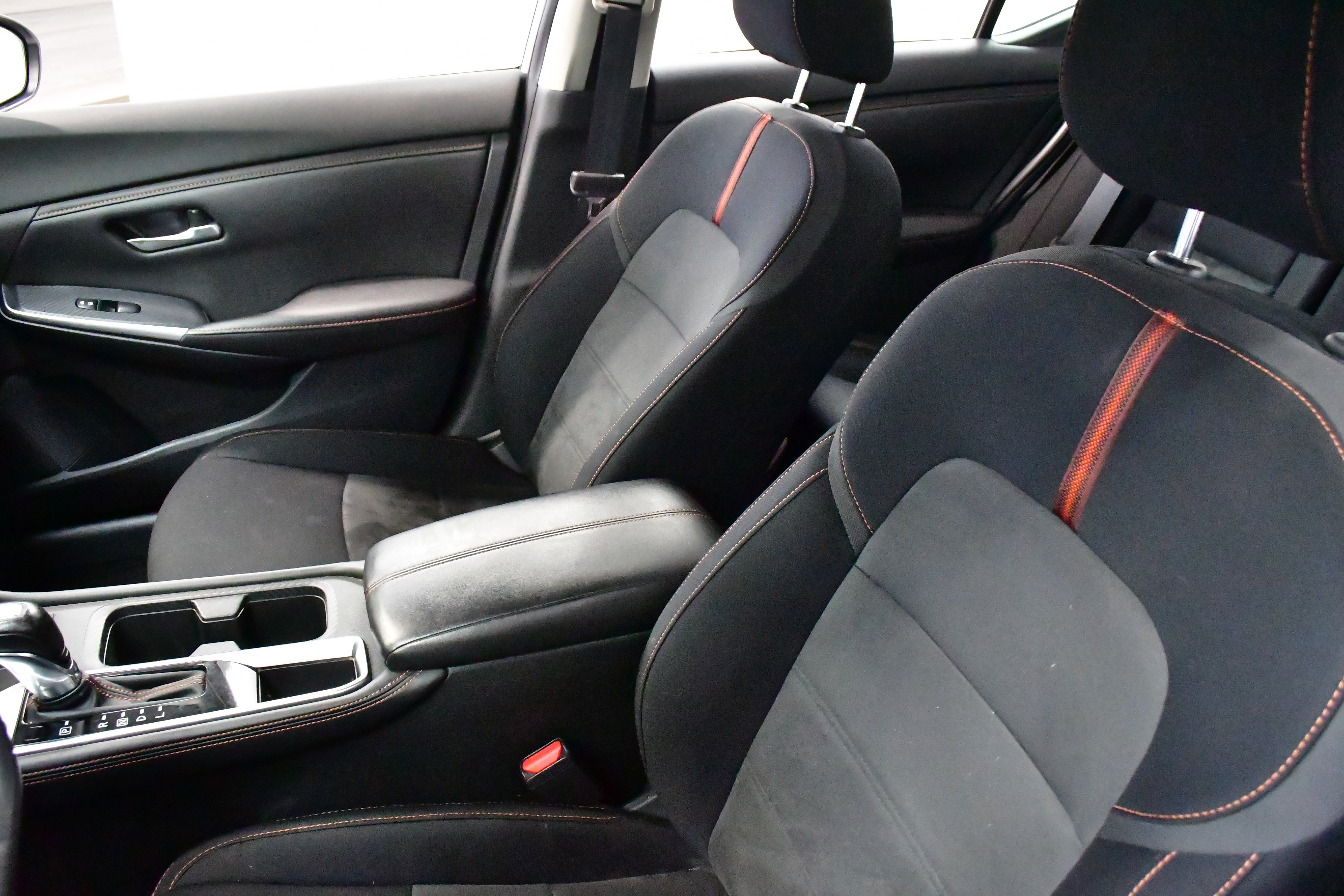 Used 2022 Nissan Sentra SR w/ Trunk Package image 13