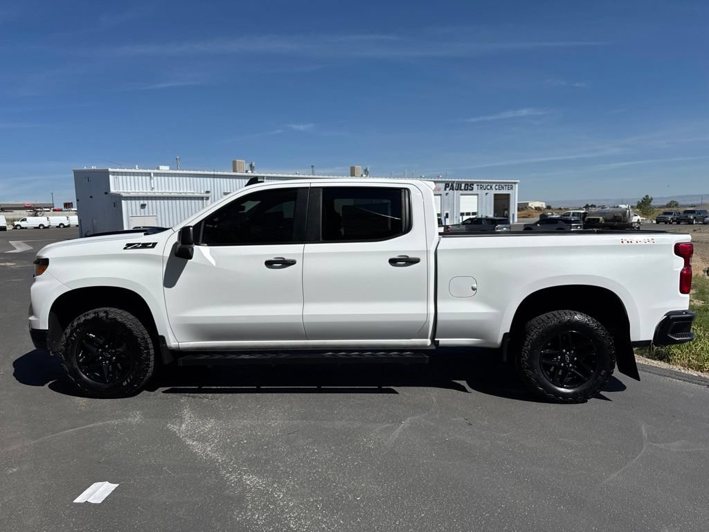 Used 2024 Chevrolet Silverado 1500 Custom Trail Boss w/ LPO, Dark Essentials Package AWD/4WD image 7