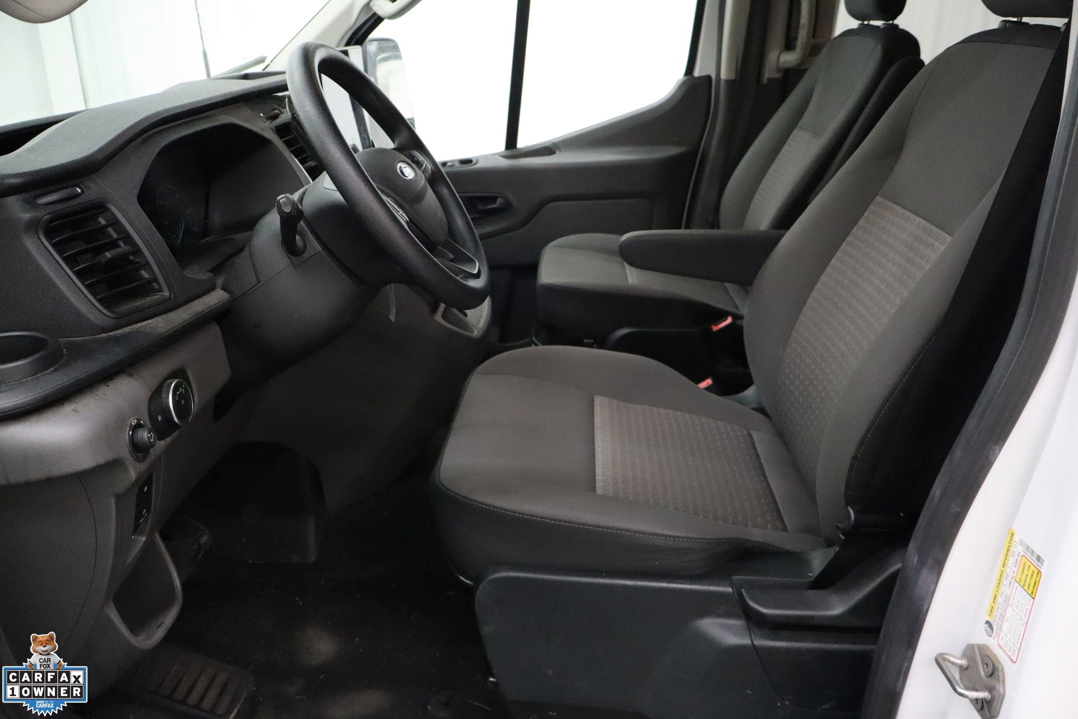 Used 2023 Ford Transit 350 XLT image 13