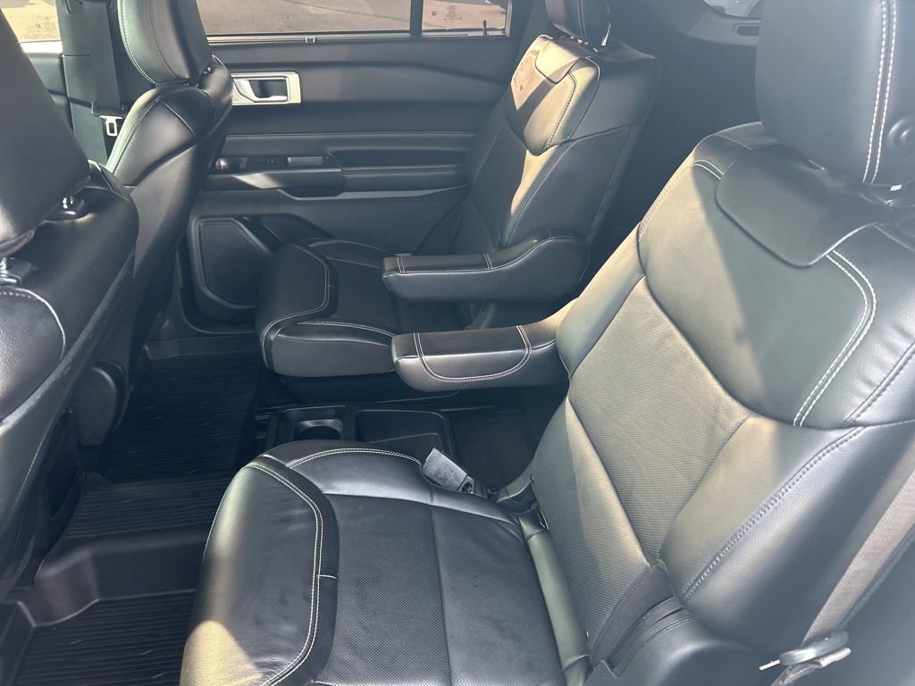 Used 2020 Ford Explorer ST w/ ST High-Performance Pack AWD/4WD image 14