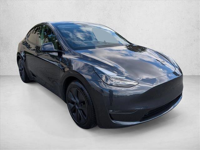 Used 2024 Tesla Model Y Long Range AWD/4WD image 3