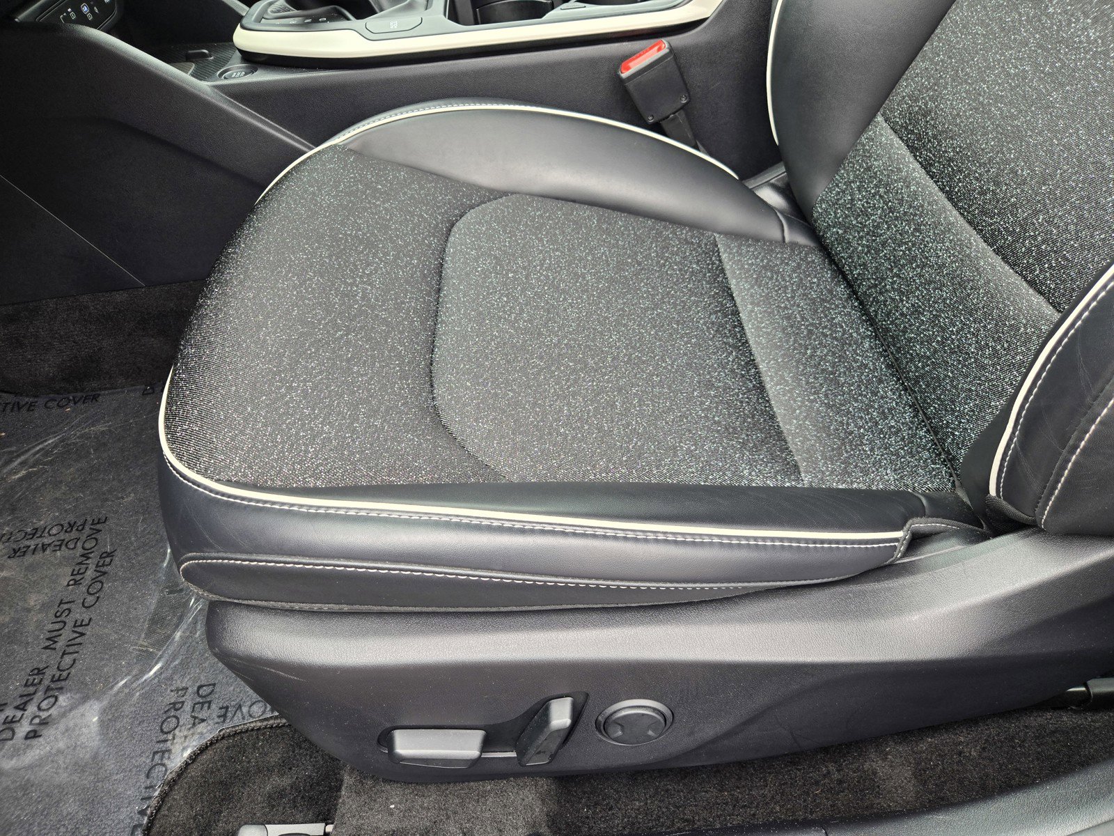 Certified 2025 Kia K4 GT-Line FWD image 16