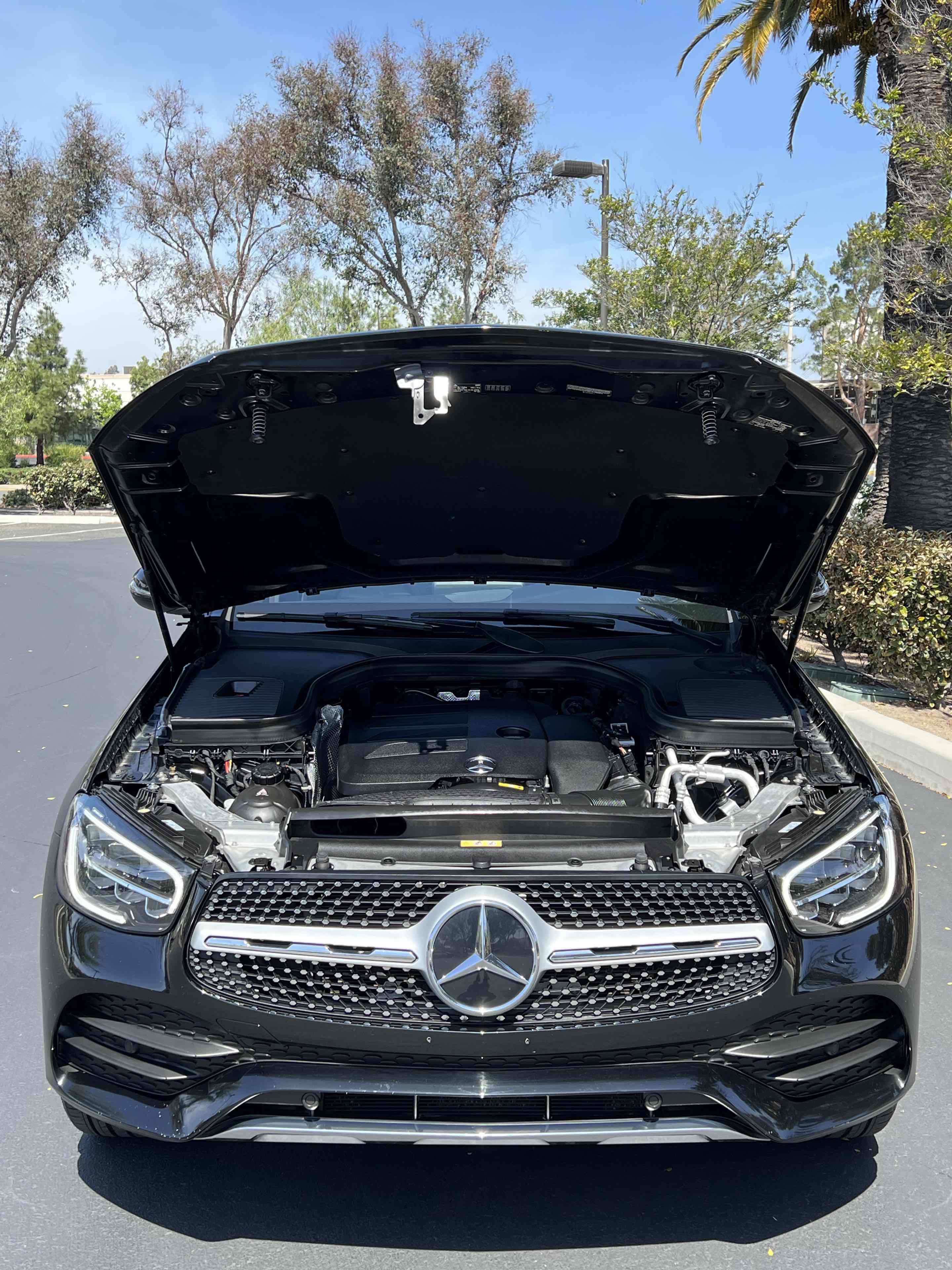 Used 2020 Mercedes-Benz GLC 300 4MATIC Coupe image 20