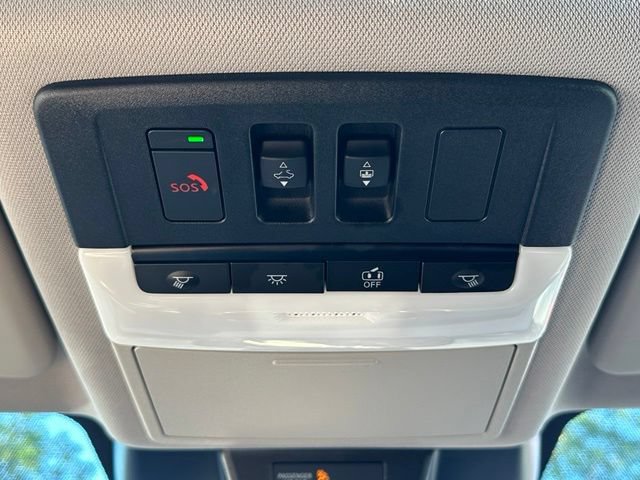 Used 2022 Nissan Rogue SV w/ SV Premium Package AWD/4WD image 39
