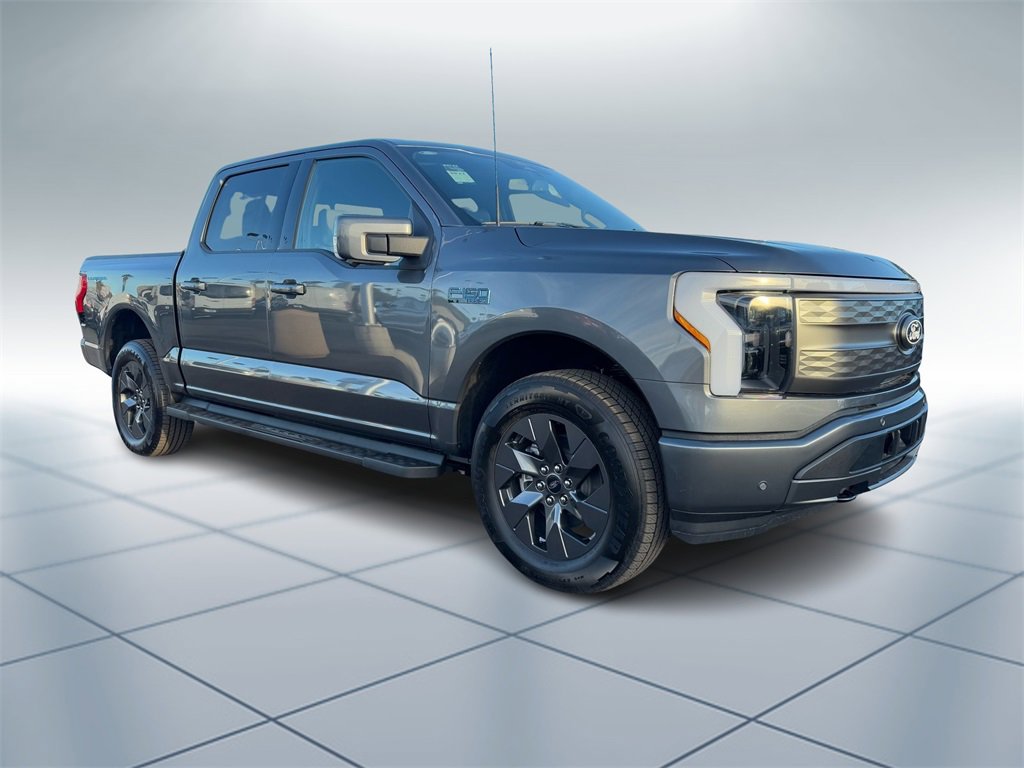 New 2025 Ford F150 Lightning Lariat image 2
