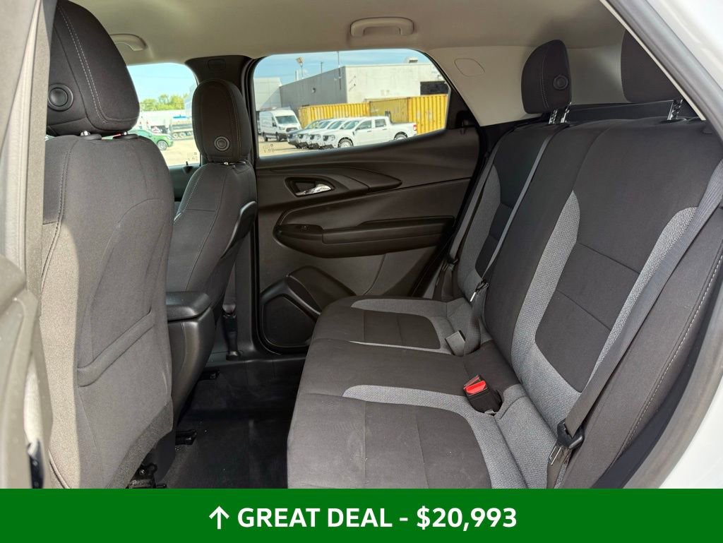 Used 2024 Chevrolet TrailBlazer LT w/ Driver Confidence Package image 34
