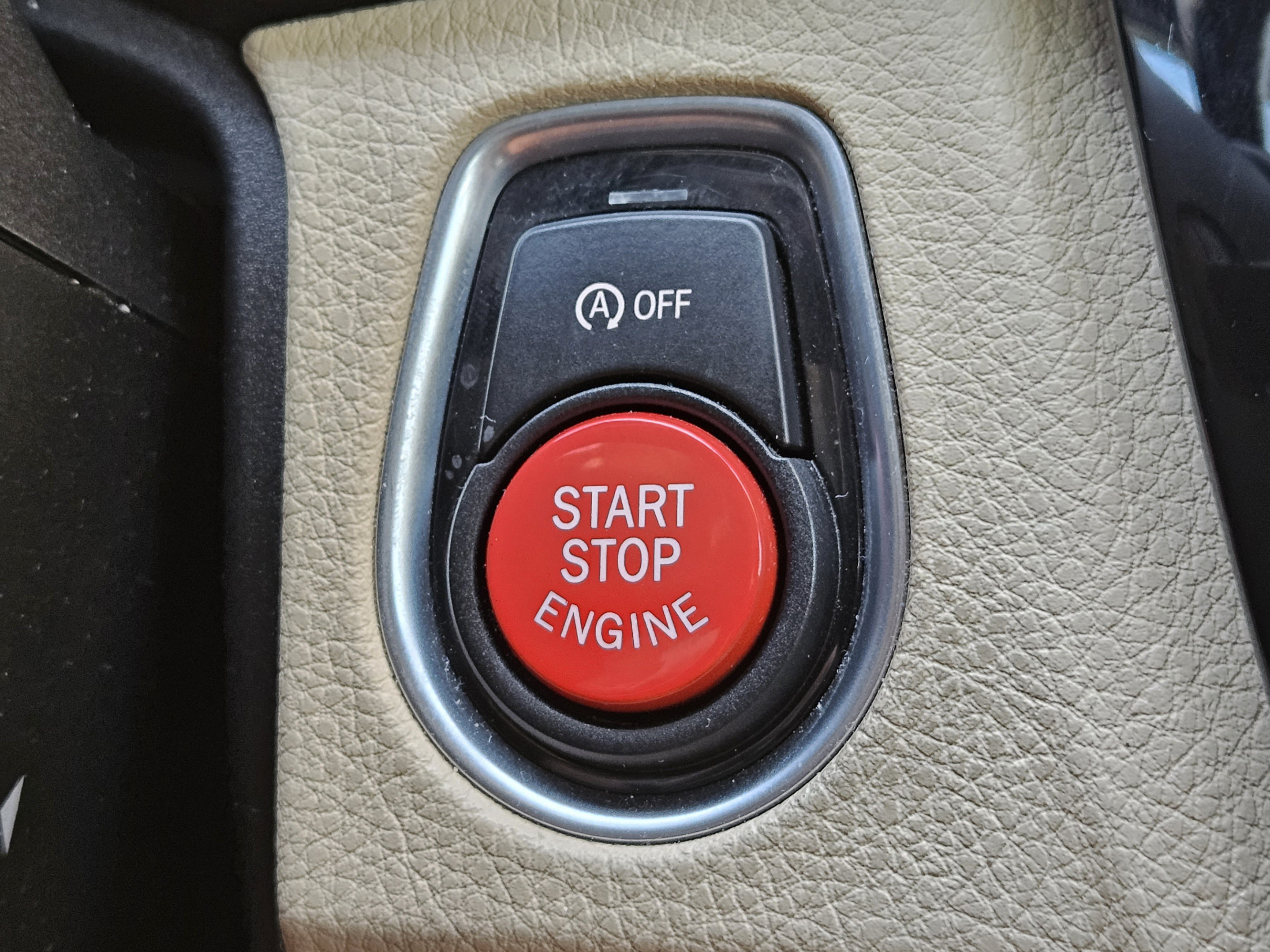 Used 2018 BMW 330i Sedan RWD image 19