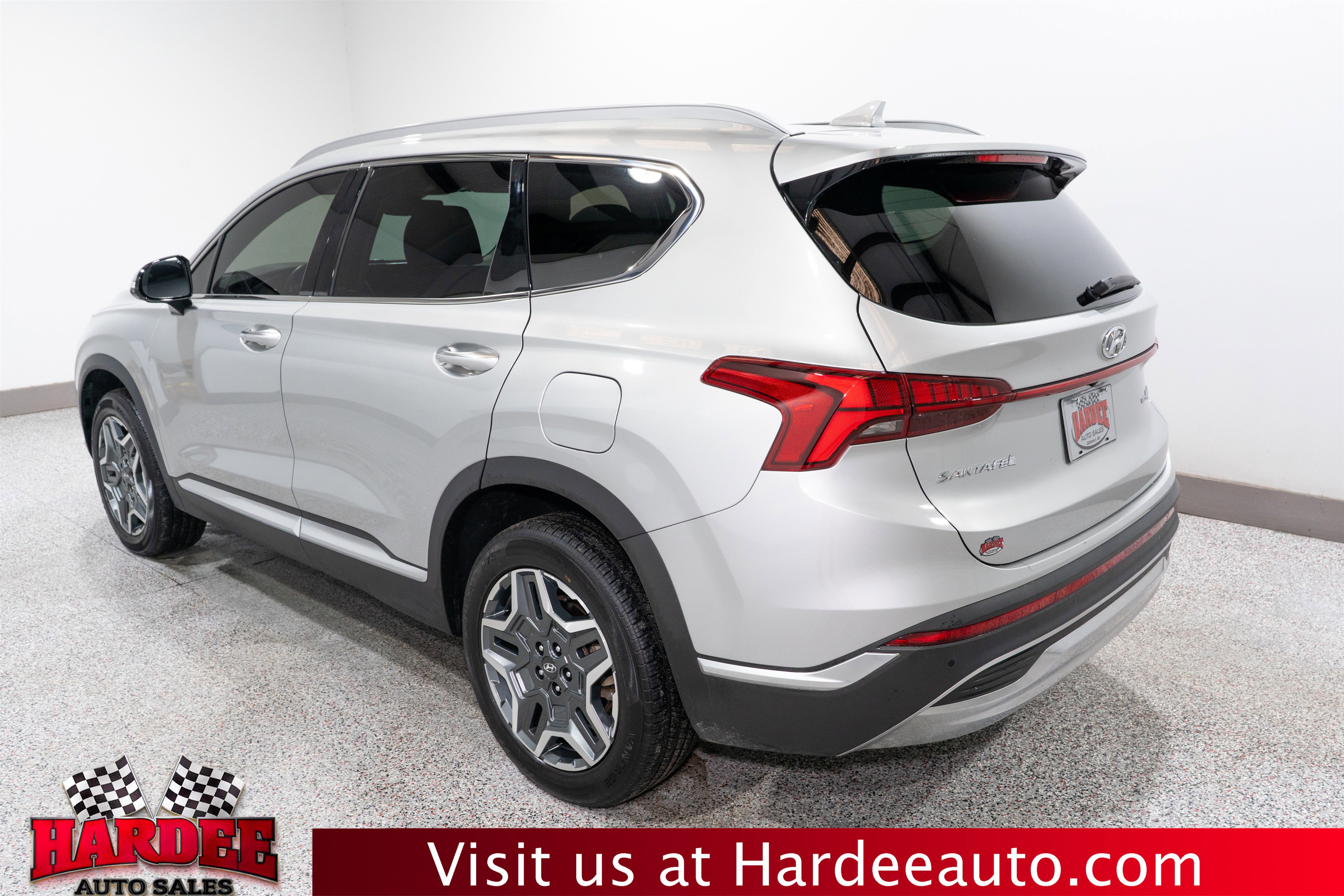 Used 2022 Hyundai Santa Fe SEL Premium w/ Cargo Package image 3
