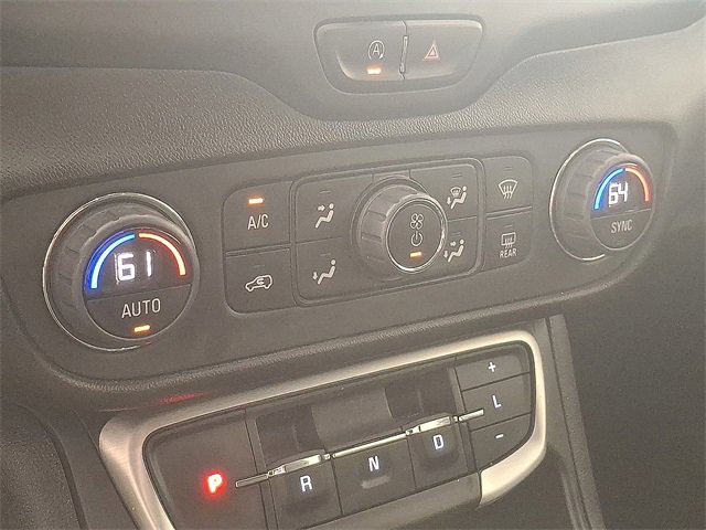 Used 2023 GMC Terrain SLE w/ Driver Convenience Package image 18