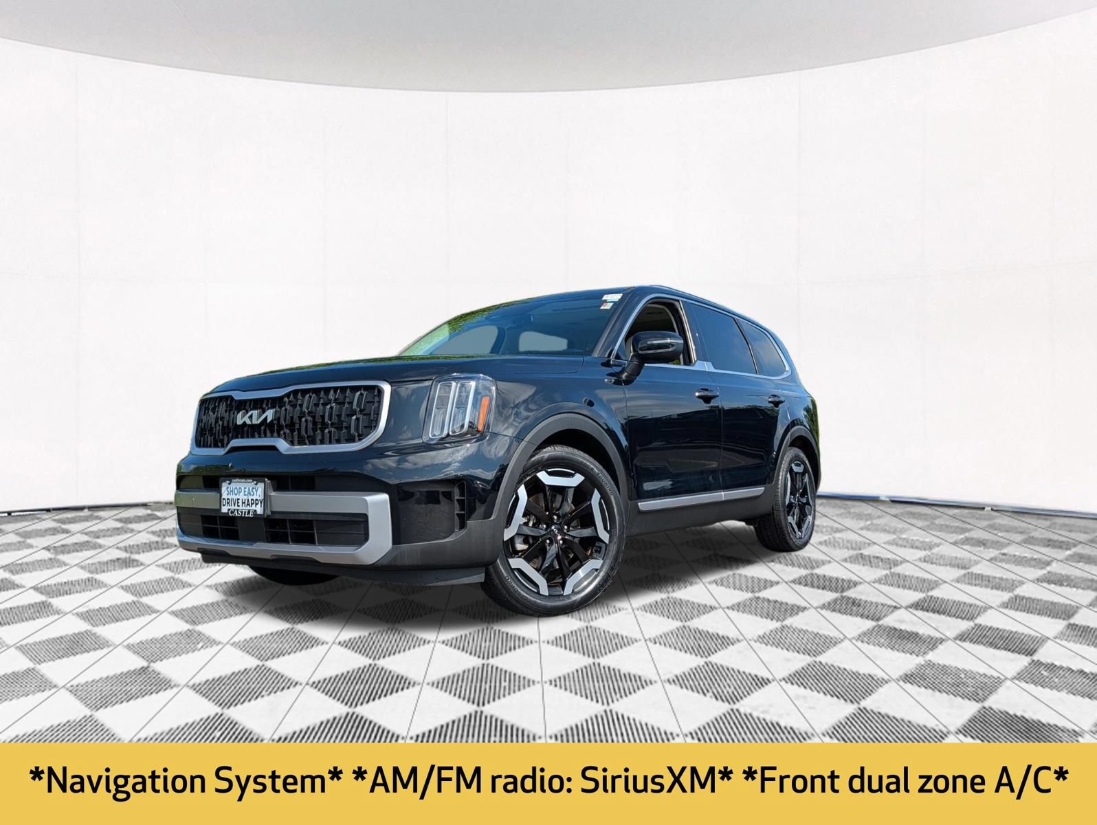 Used 2023 Kia Telluride EX AWD/4WD image 2