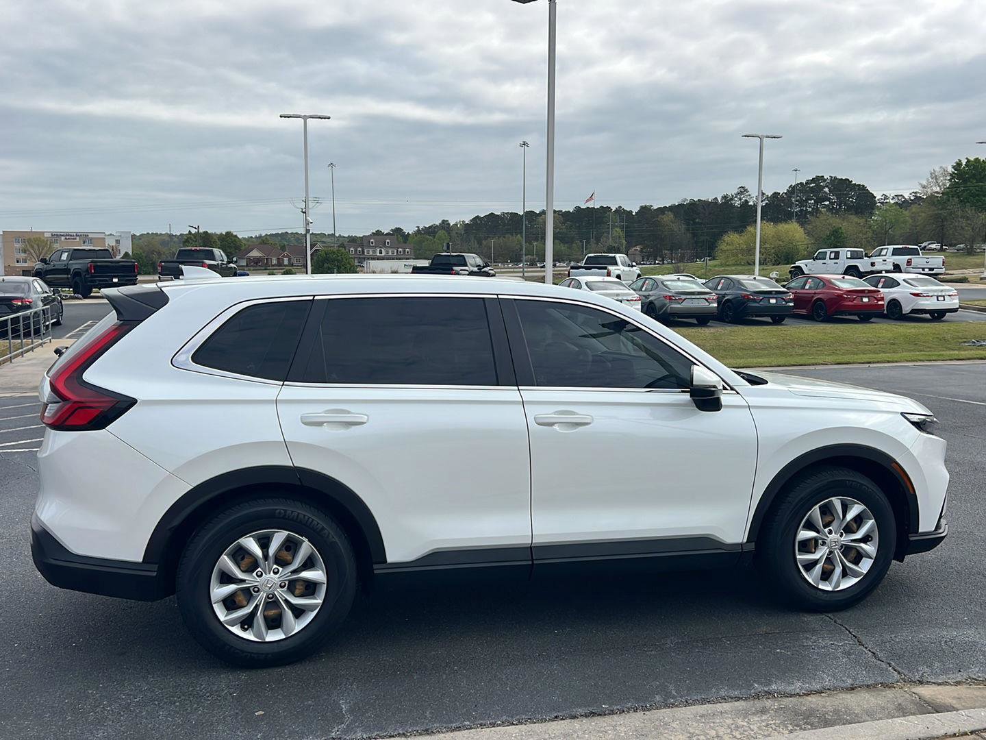 Used 2024 Honda CR-V LX image 7