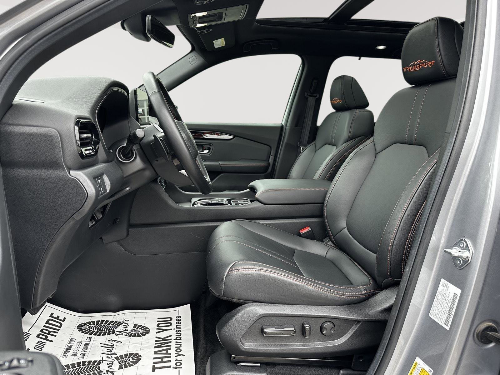 Certified 2025 Honda Pilot TrailSport image 7