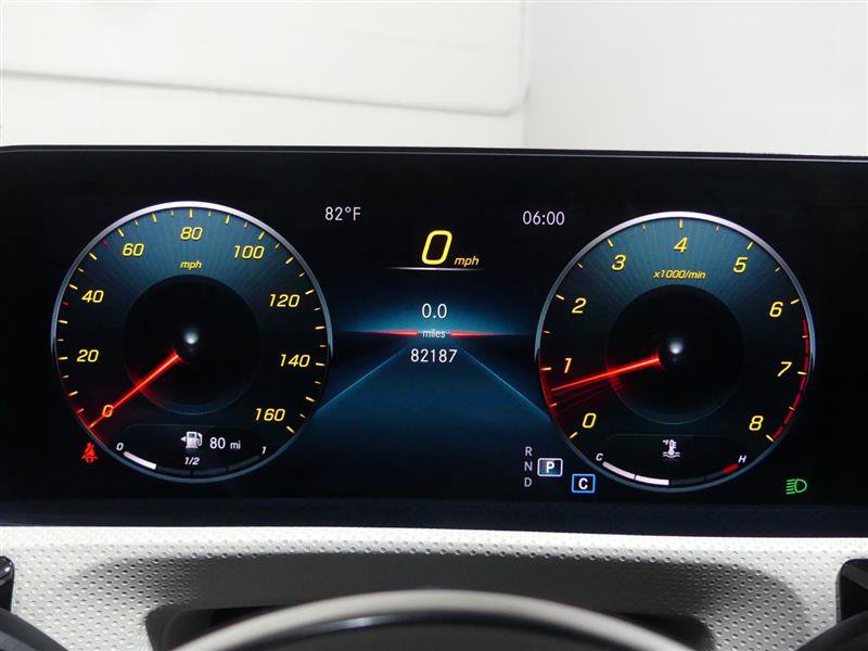 Used 2021 Mercedes-Benz CLA 250 image 33