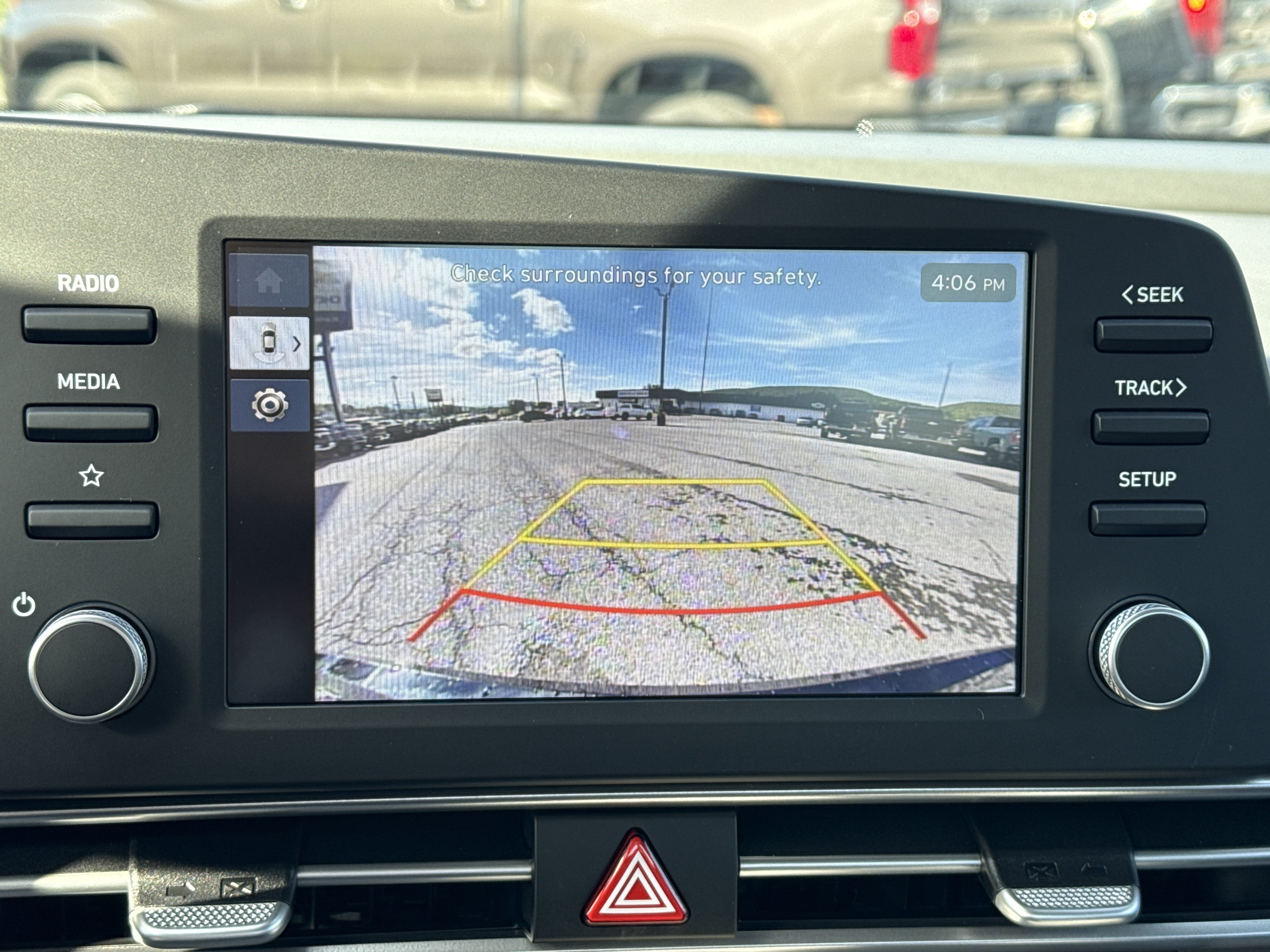 New 2026 Hyundai Elantra Hybrid FWD image 27