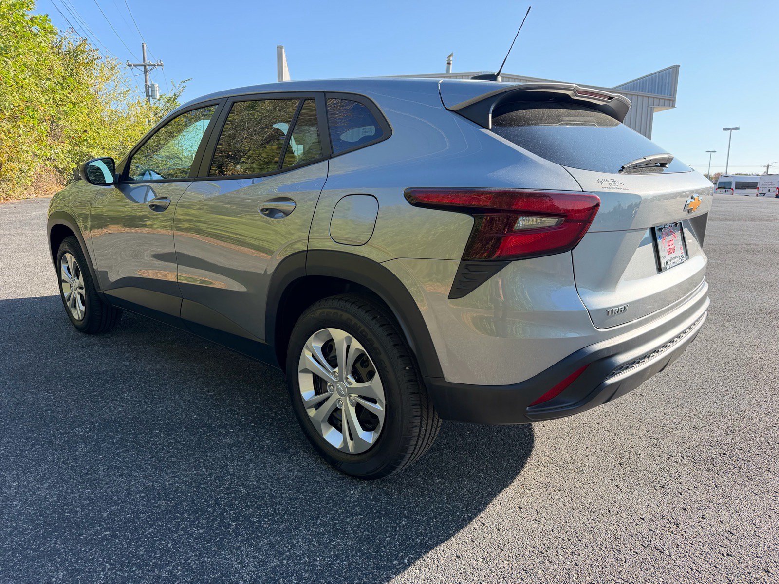 Used 2024 Chevrolet Trax LS w/ Driver Confidence Package FWD image 9