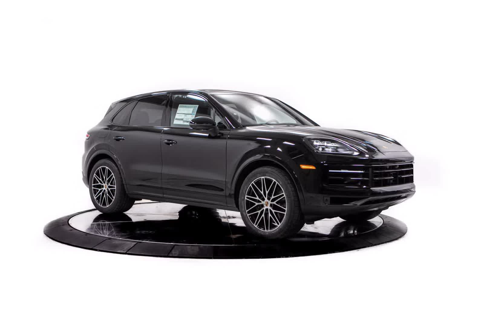 Certified 2026 Porsche Cayenne AWD/4WD image 9
