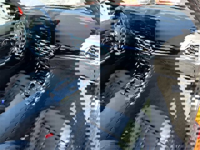 Used 2023 BMW 330i Sedan image 17