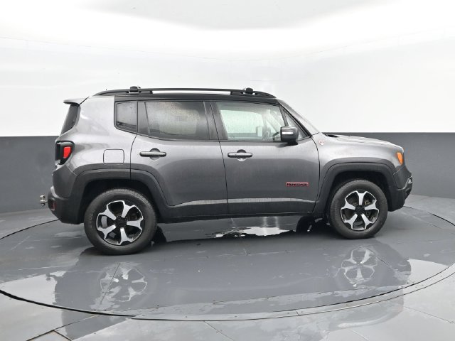 Used 2019 Jeep Renegade Trailhawk AWD/4WD image 4