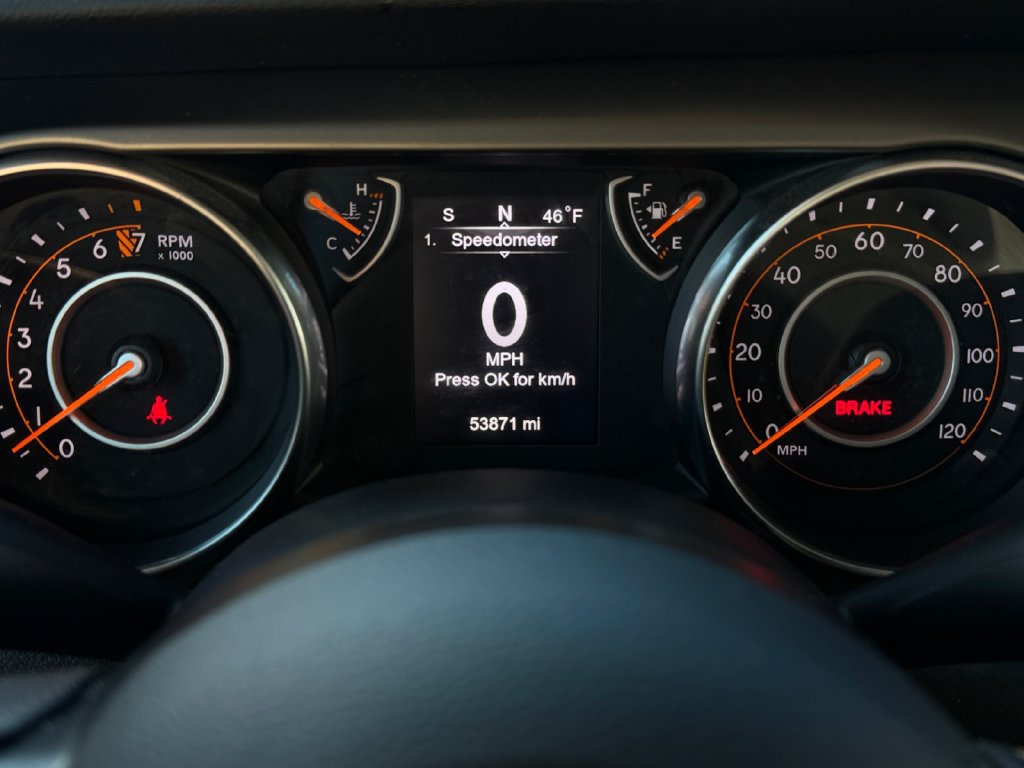 Used 2019 Jeep Wrangler Sport AWD/4WD image 9