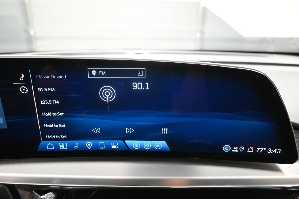 Used 2024 Cadillac Lyriq Luxury RWD image 20