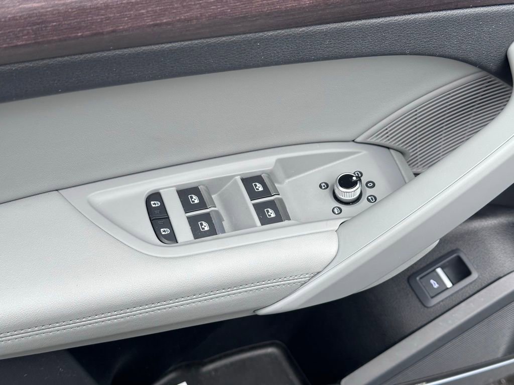 Used 2023 Audi Q5 2.0T Premium Plus w/ Premium Plus Package image 20