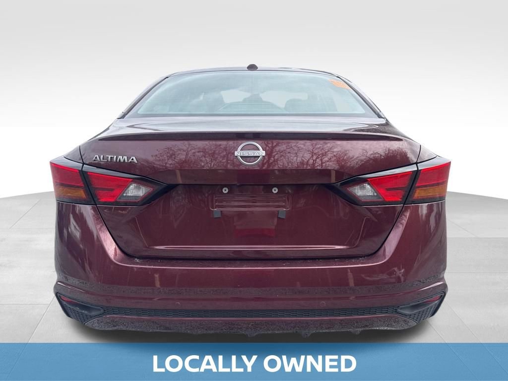Used 2025 Nissan Altima 2.5 SV image 6
