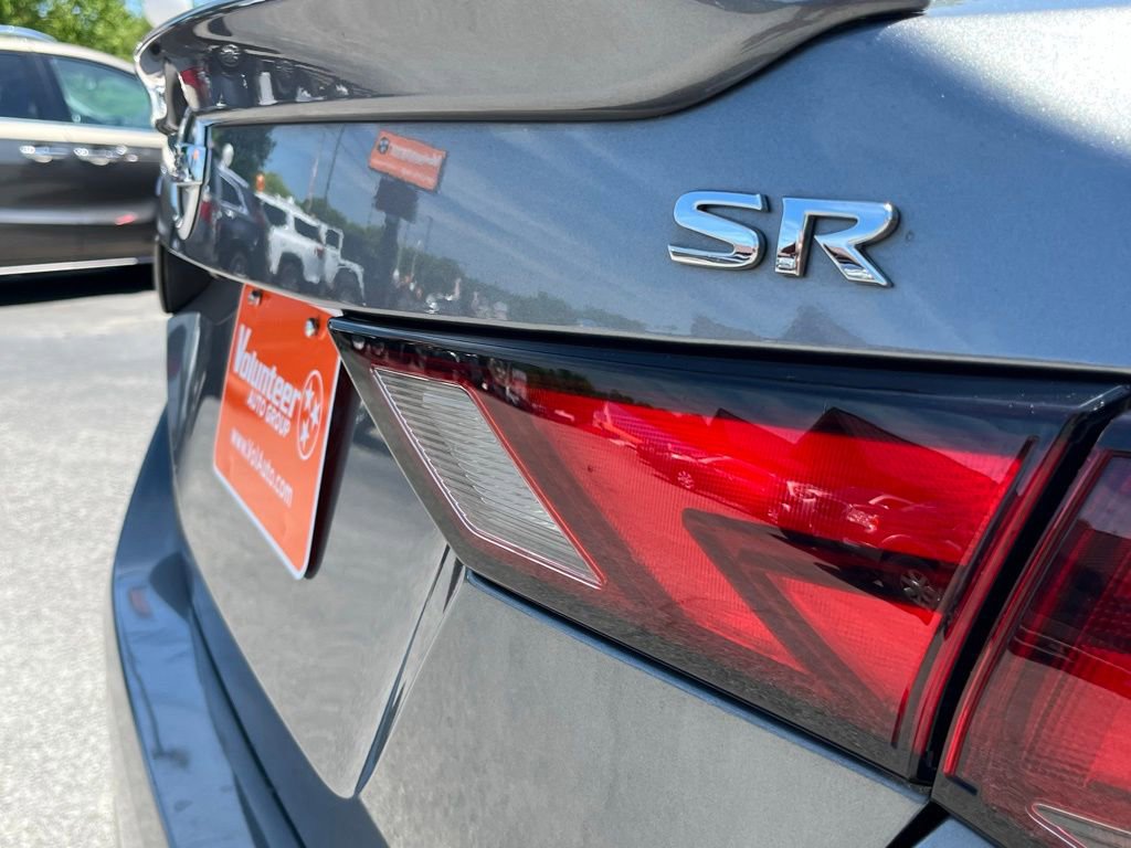 Used 2022 Nissan Sentra SR w/ Electronics Package FWD image 10
