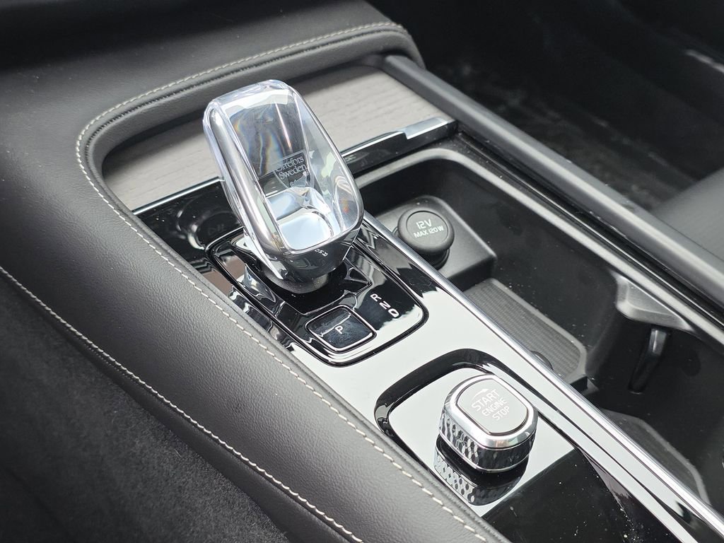 Used 2024 Volvo S90 B6 Ultimate w/ Protection Package Premier image 29