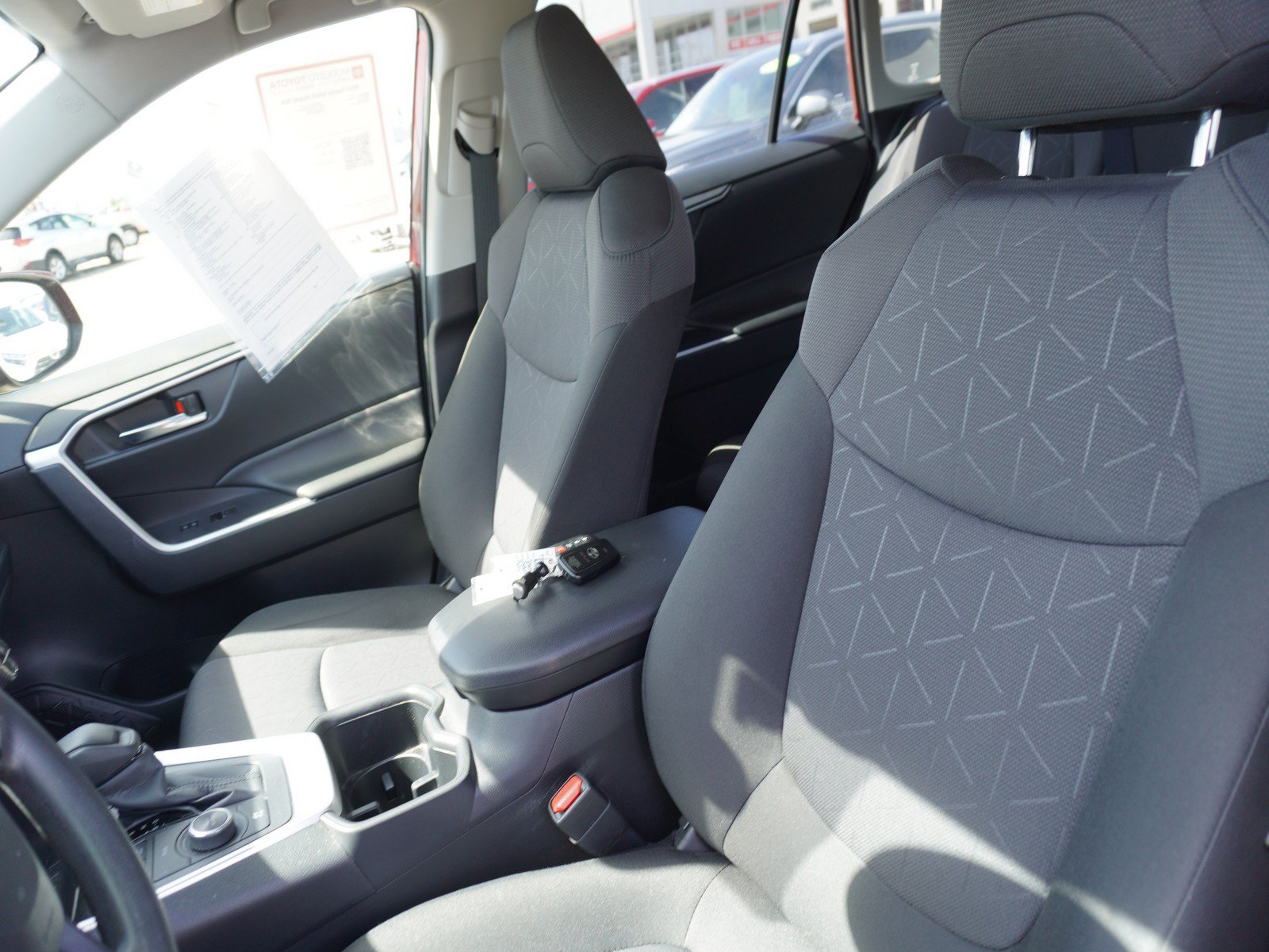 Used 2025 Toyota RAV4 XLE w/ Convenience Package AWD/4WD image 23