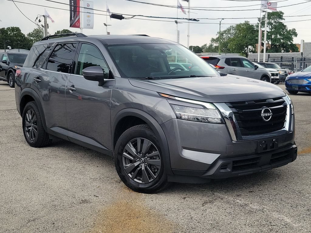 Used 2022 Nissan Pathfinder SV w/ SV Premium Package