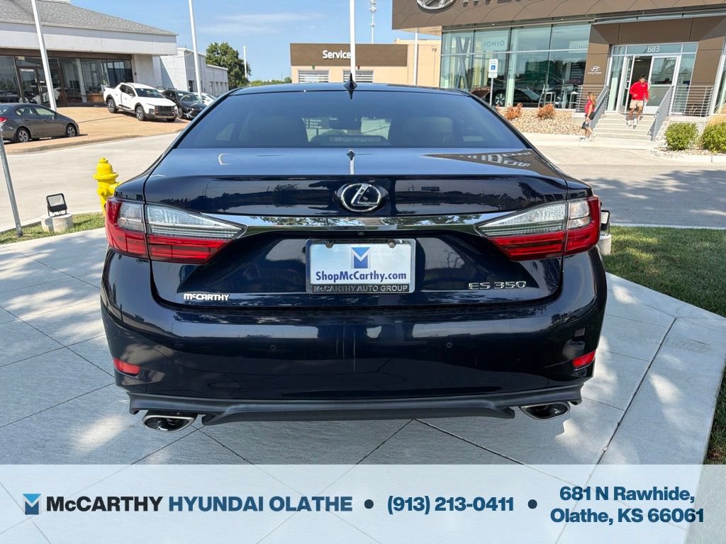 Used 2016 Lexus ES 350 w/ Luxury Package w/Wood Trim FWD image 12